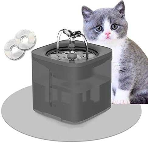 Automatic water filter dispenser for cats and kittens
